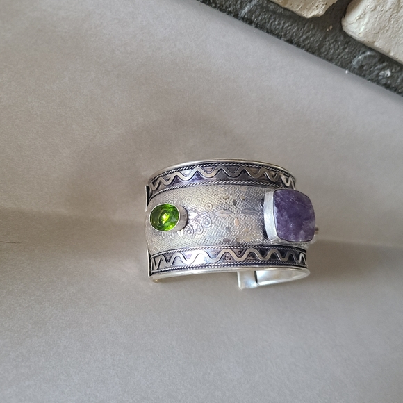 Charoite and Peridot Sterling Silver Large Cuff Adjustable Bracelet NEW - Picture 3 of 4